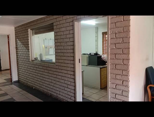 Industrial property to rent in HERIOTDALE